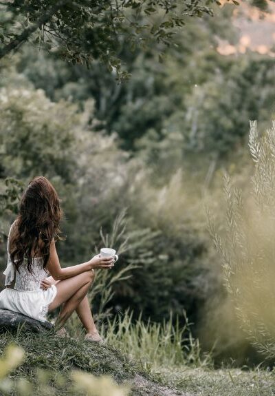 Dlaczego boimy się ciszy? Psychologiczne przyczyny i sposoby oswajania spokoju