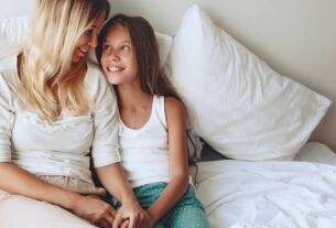 Nieidealna mama też jest dobrą mamą – jak dbać o siebie i budować zdrowe relacje z dziećmi